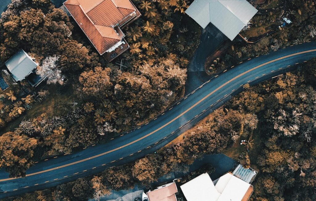 Terreno urbano con infraestructura completa para construcción de vivienda saludable